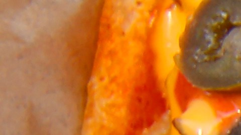 Taco Bell quiere que regreses las bonitas de salsa usadas para poder reutilizarlas-GettyImages-1187444898.jpeg