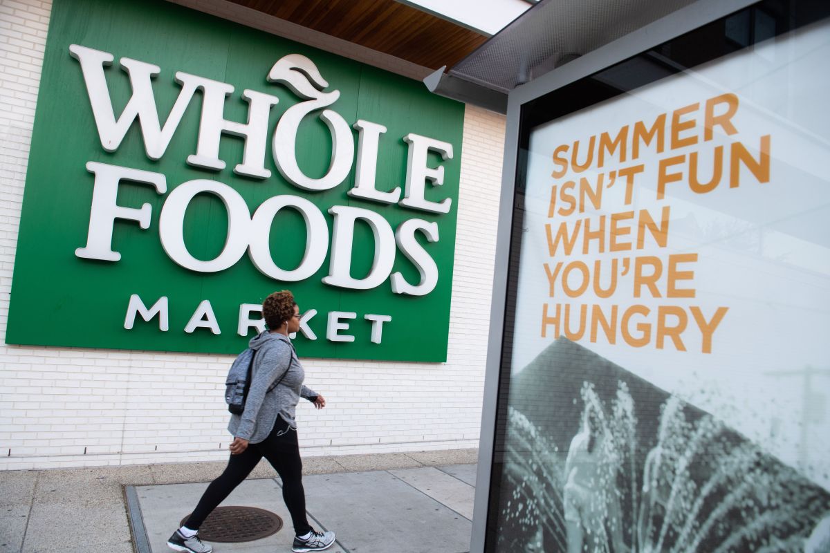 Whole Foods adds a $ 10 delivery fee