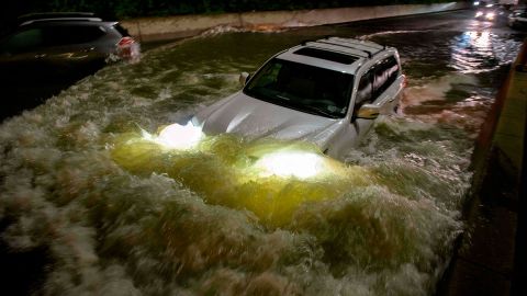 VIDEO: Remanentes del huracán Ida deja severas inundaciones en Nueva York y Nueva Jersey