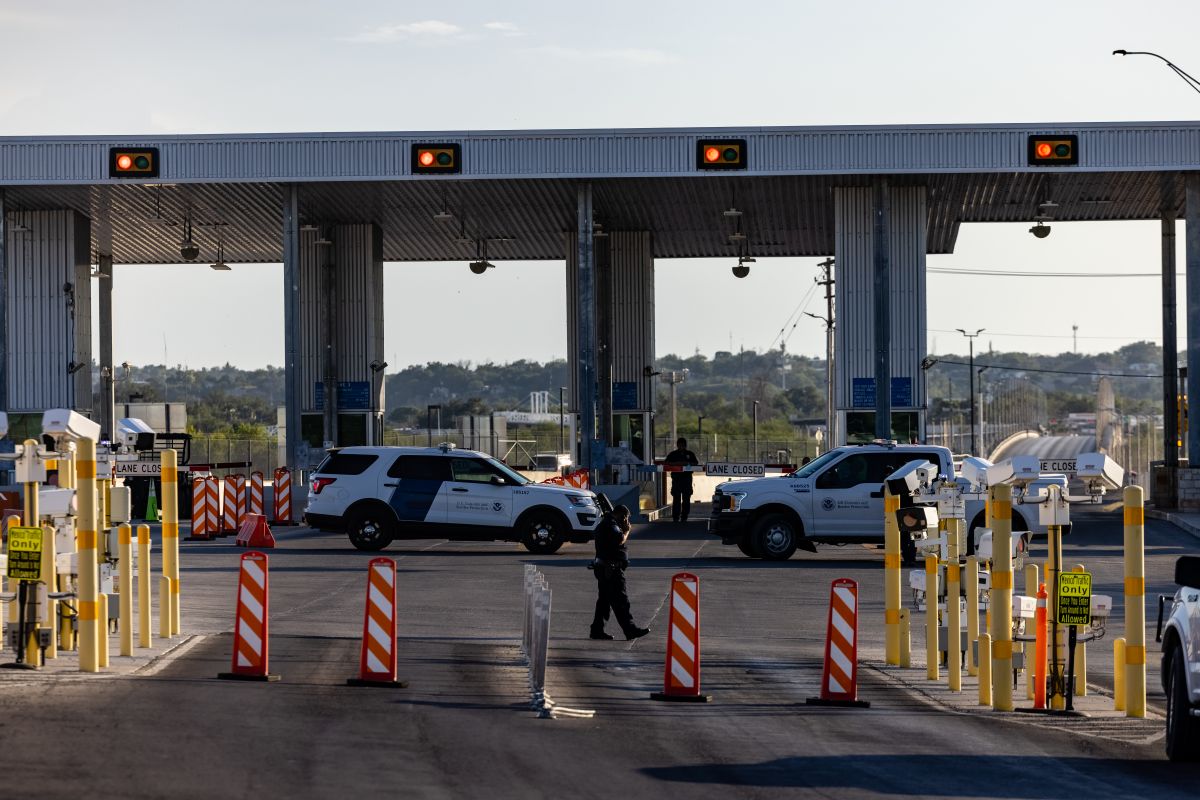 CBP cerró el puerto de entrada de Del Rio en Texas el 17 de septiembre de 2021.