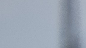 Los migrantes cruzan el río Grande el 18 de septiembre de 2021 para llegar a Del Rio, Texas.