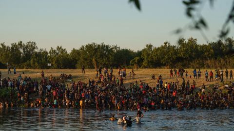 El Gobierno de Panamá señala que el número de inmigrantes que estaban en la estación Del Río es apenas una parte de lo que se espera.