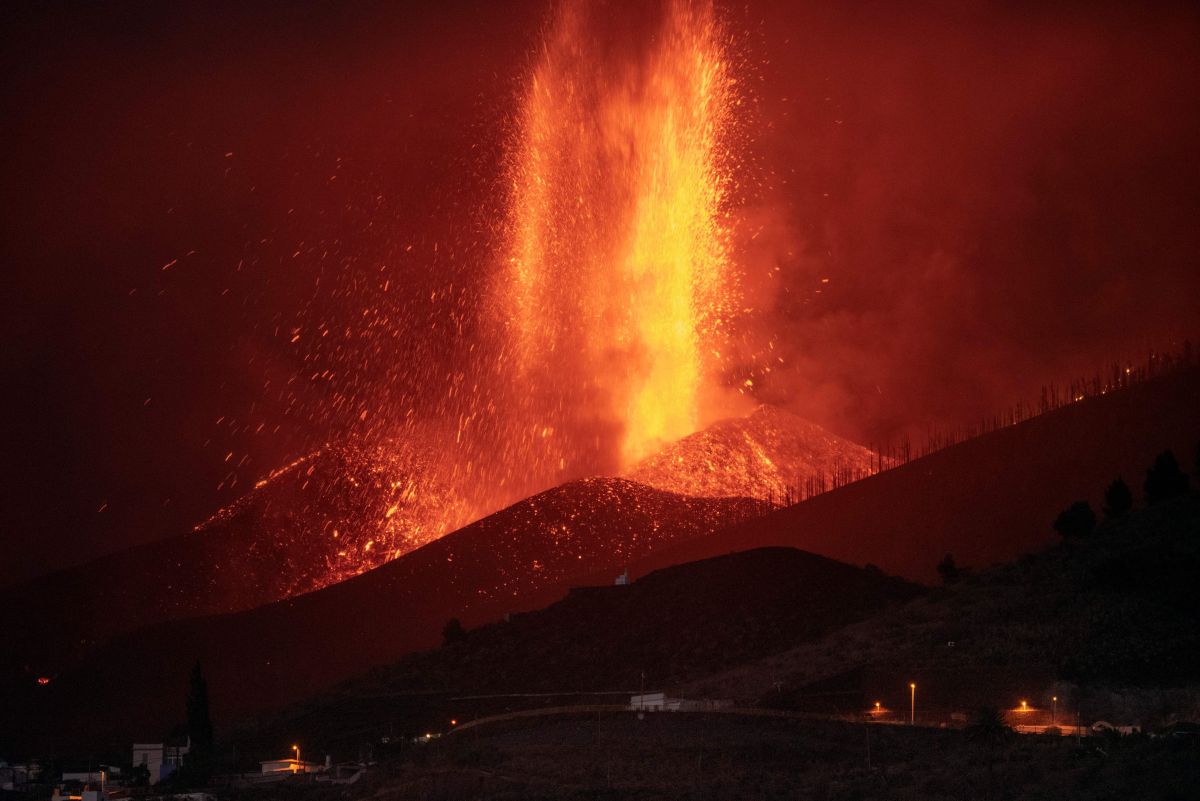 La Palma volcano: 4 graphics and images showing its impact after the increase in its explosiveness