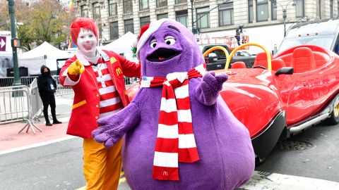 McDonald's no sabe qué es exactamente la mascota Grimace-GettyImages-1287908561.jpeg