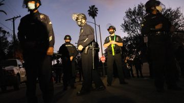 La policía de Los Ángeles vigila las redes sociales de civiles.