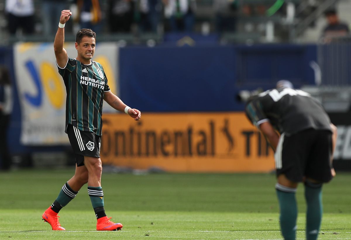 Chicharito cries out to be called by “El Tri”: the Mexican scored a great goal in a new loss for the Los Angeles Galaxy