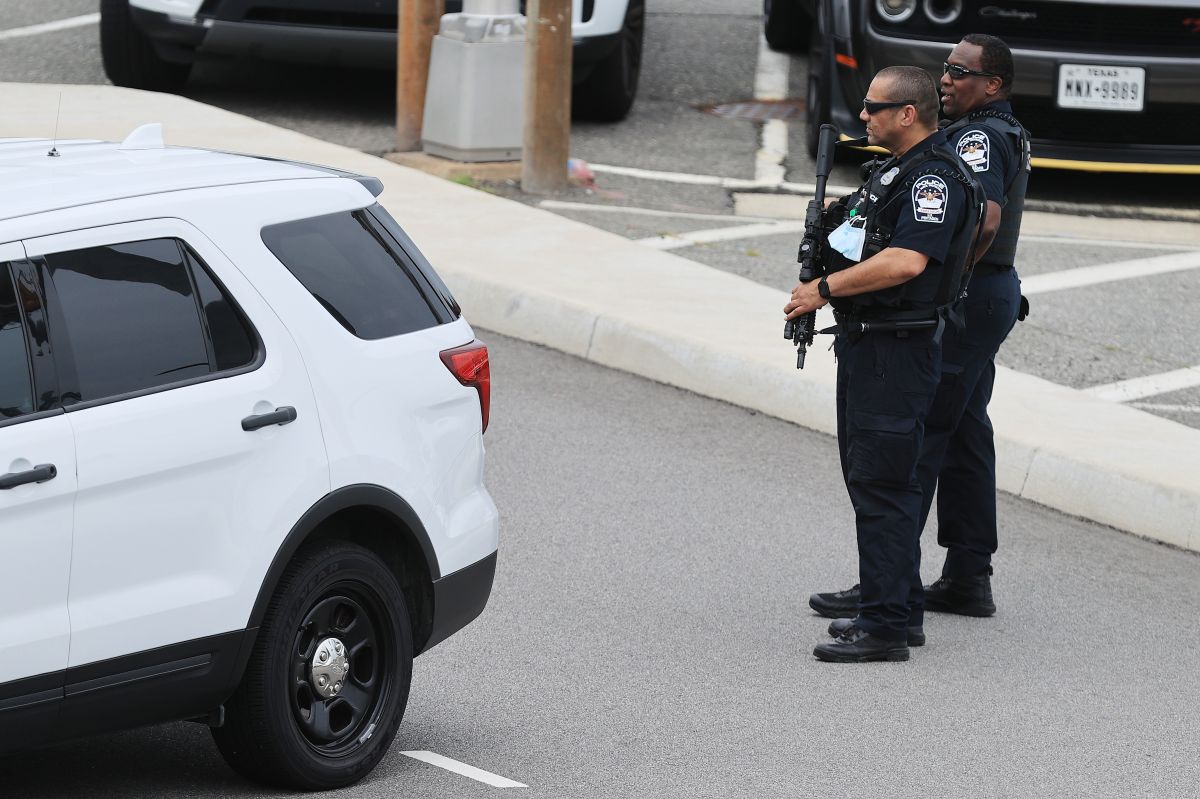 Virginia high school shooting leaves two teens injured Virginia high school shooting leaves two teens injured