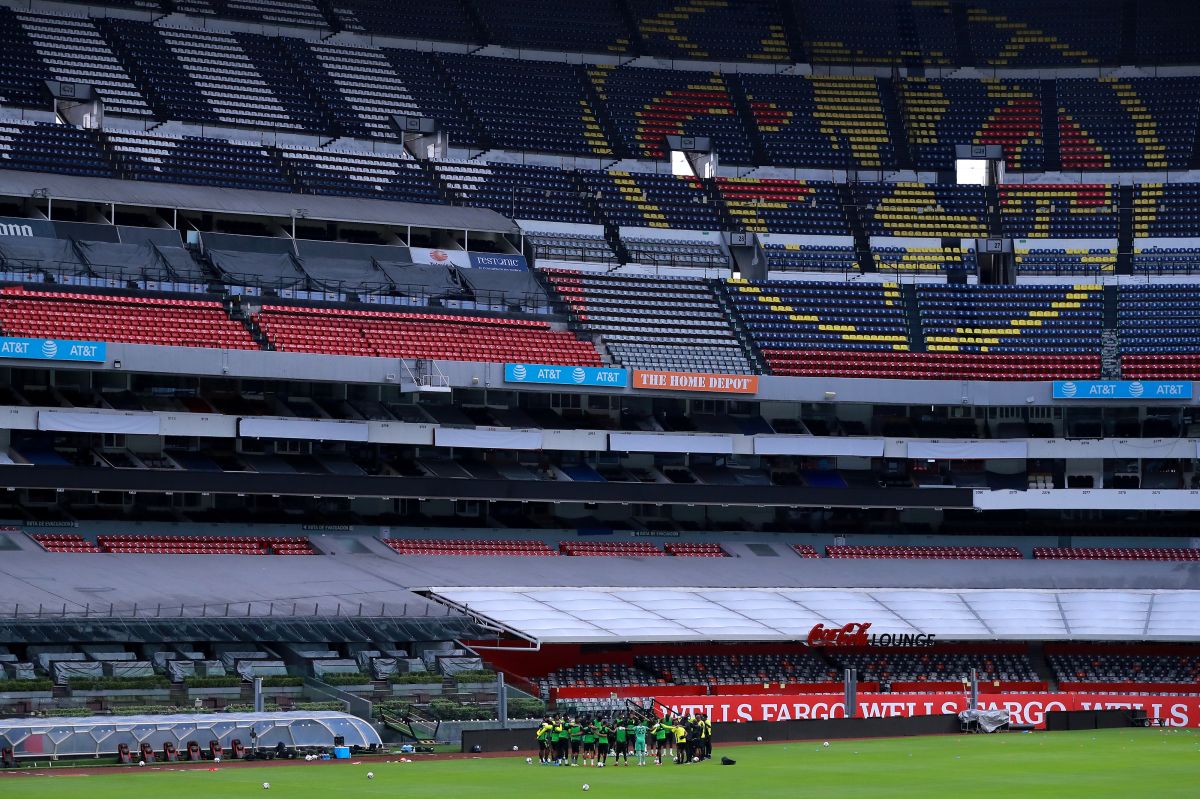 In the lottery: Mexico City resident wins a millionaire box at the Azteca stadium
