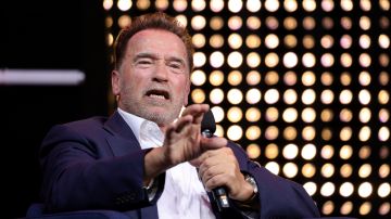 Arnold Schwarzenegger dijo que el gobernador Gavin Newsom debe hacer un mejor trabajo.