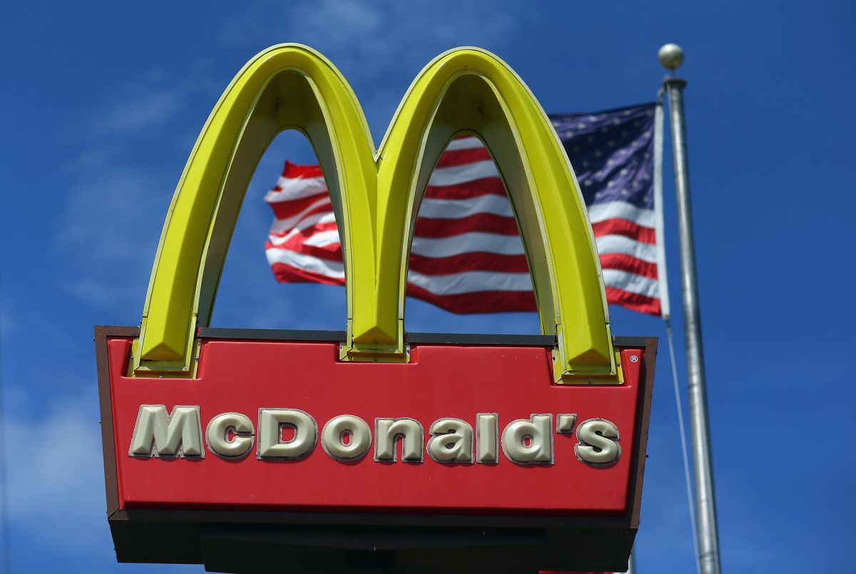 McDonald’s is willing to pay  an hour to address staff shortages in the United States