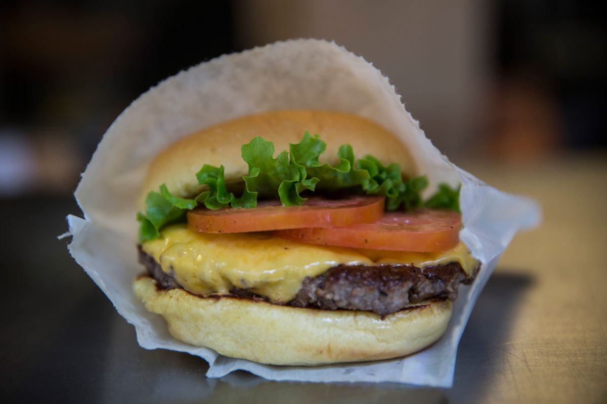 National Cheeseburger Day: these are the McDonald’s, Wendy’s and Burger King offerings