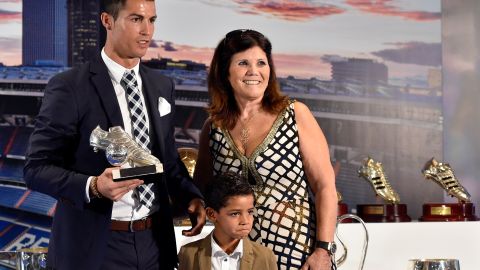 Cristiano Ronaldo y su madre