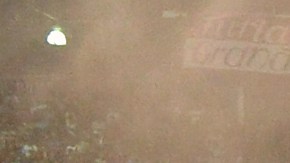 Aunque el autobús recibió varios impactos de bala, los jugadores del equipo resultaron ilesos.