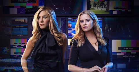 Jennifer Aniston y Reese Witherspoon en una escena de la nueva temporada de 'The Morning Show'