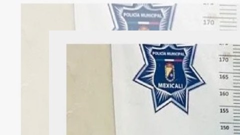 Jovencita muerde a mujeres policía: "A mí me vale", les dijo cuando la detuvieron