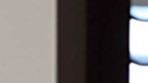 Anahí presume su impresionante abdomen de acero.