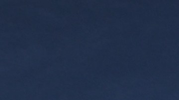 Foto del Model 3 de Tesla en la carretera