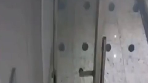 VIDEO: "Mula" del narco muere en aeropuerto; el hispano llevaba cocaína en el estómago que lo envenenó