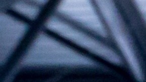 Foto de una turista en un aeropuerto