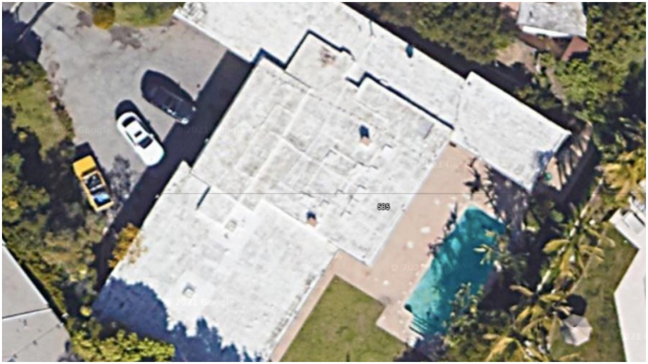 Así se ve desde las alturas la nueva mansión de Elton John en Beverly Hilss (Google Earth)