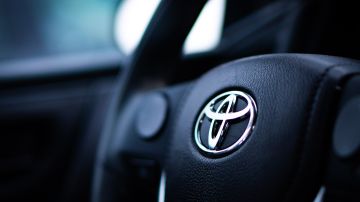 Foto de un volante de la marca Toyota