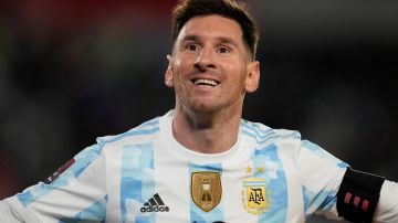 Messi también alcanzó los 153 partidos jugados con Argentina y extendió su leyenda.