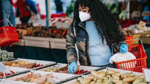 Las personas que reciban el GSS I, pueden usar el dinero para el alquiler, alimentos y más. / foto: archivo.