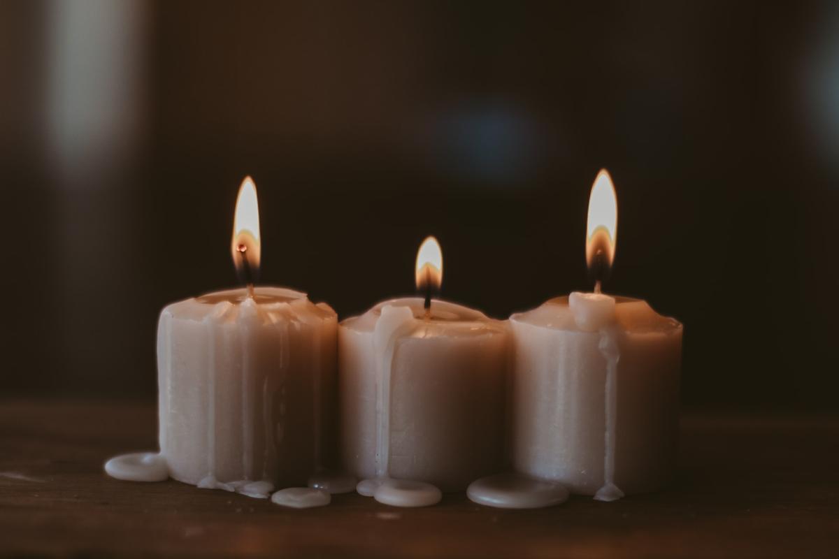 Docenas Anestésico tono El significado de las lágrimas de las velas: cómo interpretar el mensaje -  La Opinión