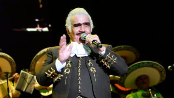 Vicente Fernández.