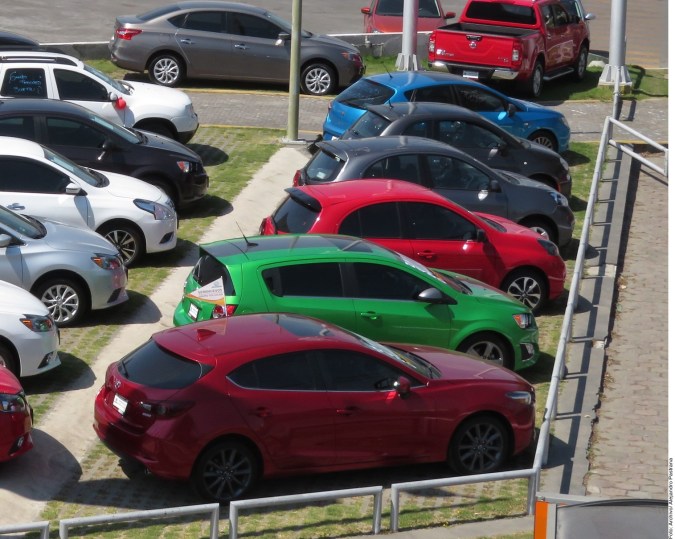 "Autos chocolate" serán regularizados en siete estados fronterizos con EE.UU.