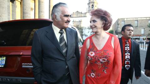 Doña Cuquita y Vicente Fernández