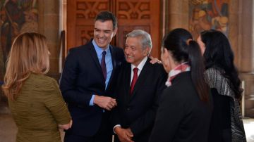 El presidente Andrés Manuel López Obrador y el jefe de Gobierno español Pedro Sánchez durante la visita de éste a México en 2019. Foto: Presidencia de México
