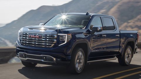 GMC-Sierra-1500-251021-03