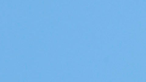 Foto del logro de General Motors sobre el edificio corporativo en Detroit