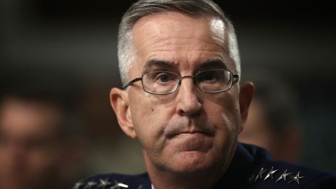 El general John Hyten.