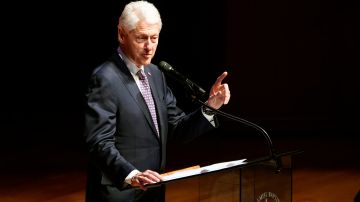 El expresidente Bill Clinton en los servicios funerarios de Elijah Cummings, el 25 de octubre de 2019, en Maryland.