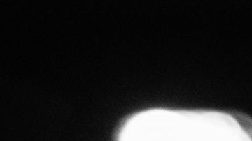 El exatacante camerunés confía que Ronald Koeman pueda levantar el equipo.