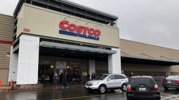 NOVATO, CALIFORNIA - DECEMBER 12: A view of a Costco store on December 12, 2019 in Novato, California. Costco will report first quarter earnings today after the market close and is expected to beat analyst expectations. (Photo by Justin Sullivan/Getty Images)