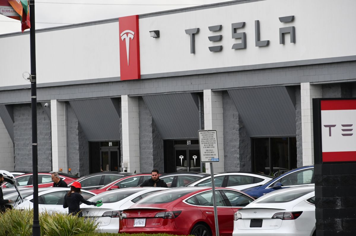 Newsom says California will continue to have a “bright future” despite Tesla’s move to Texas