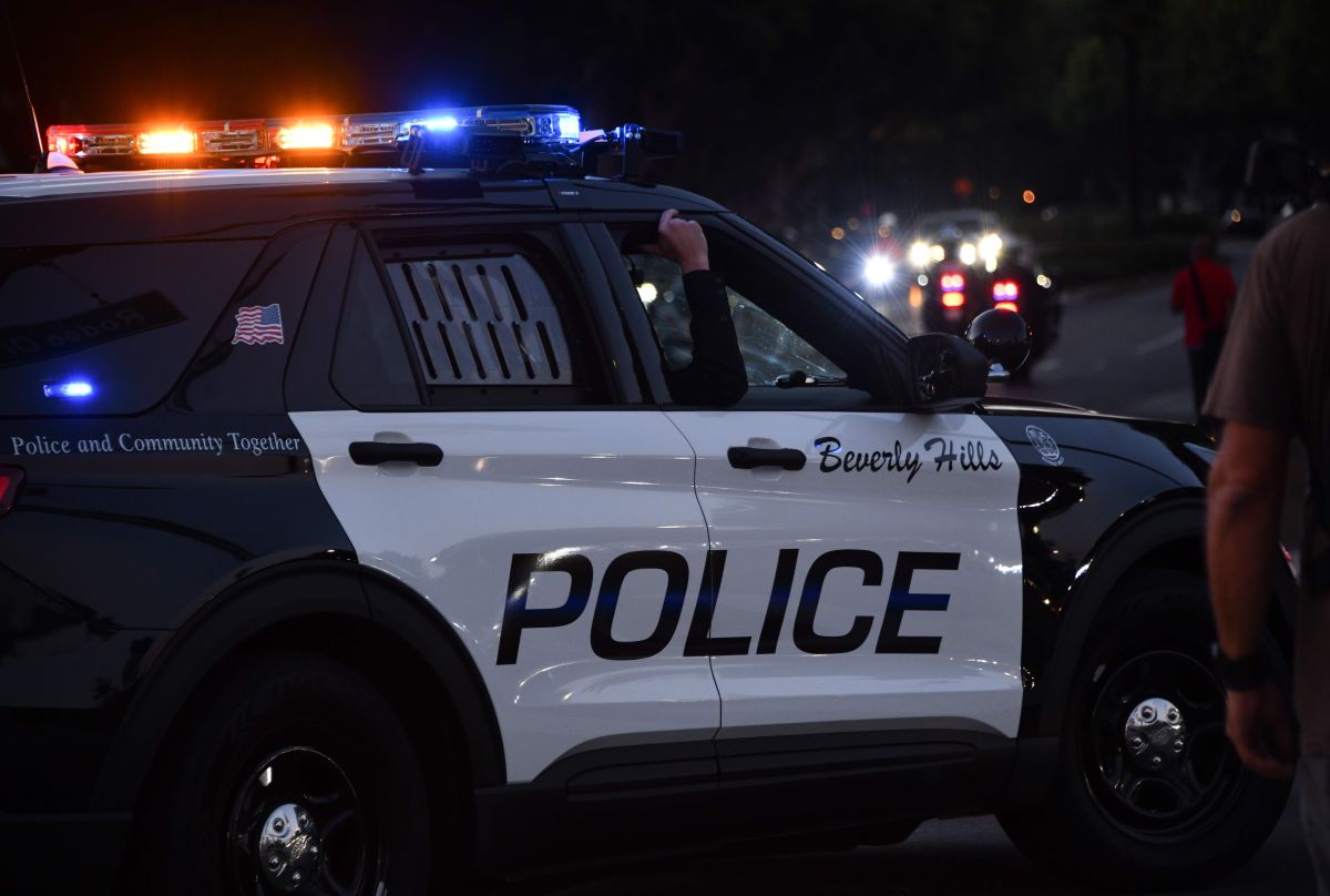 La policía de Beverly Hills investiga los motivos del tiroteo.
