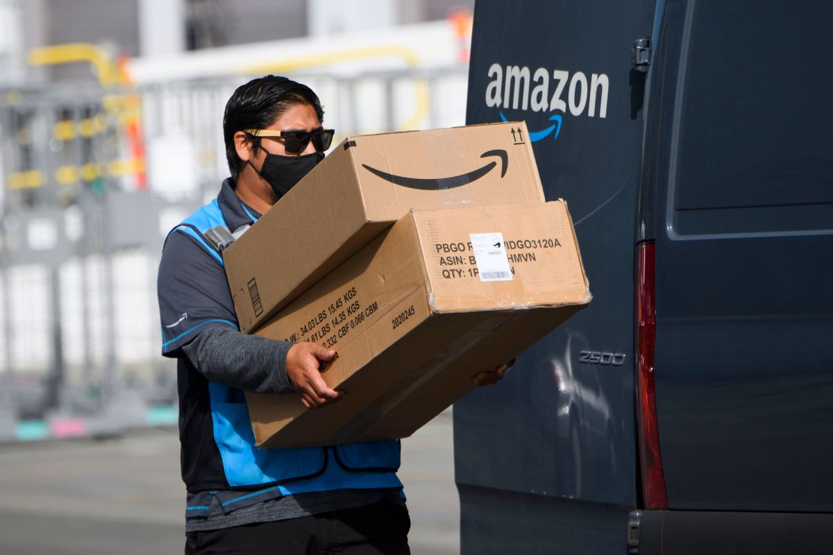 Amazon anonymously send gift How to
