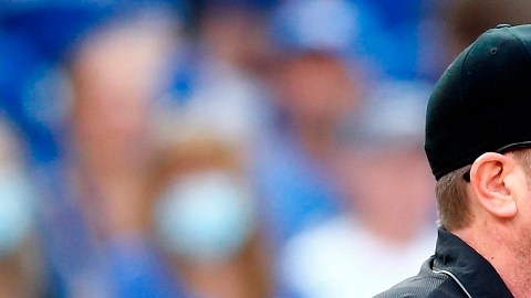 Chris Conroy, debutará en su primera Serie Mundial como umpire principal.