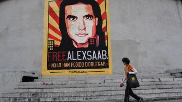 Un cartel con el rostro de Alex Saab.