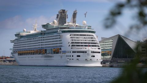 Cruceros seguirán aplicando las medidas de seguridad por la pandemia hasta enero de 2022.