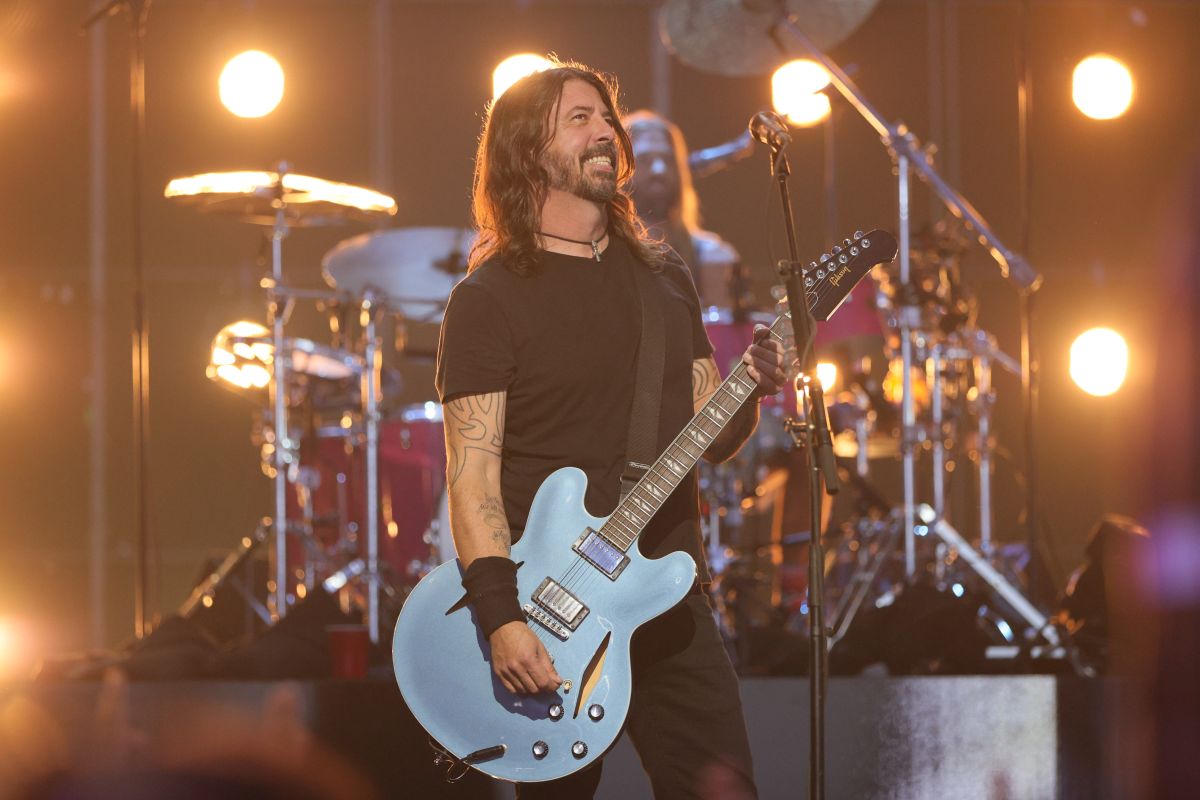 Dave Grohl Breaks Silence On Lawsuit Following “Nevermind” Album Cover Featuring Naked Baby