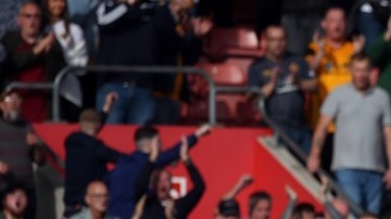 El delantero mexicano ya ha conseguido anotar con el Wolverhampton