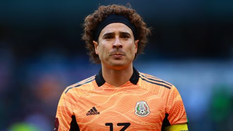 Guillermo 'Memo' Ochoa es el capitán y arquero titular en El Tri.