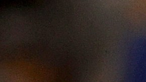 Mookie Betts es felicitado por Walker Buehler tras batear jonrón de dos carreras para los Dodgers.