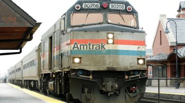 Tres policías heridos en un tiroteo en tren de Amtrak en la ruta Los Ángeles a Nueva Orleans