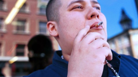 El consumo de tabaco y productos de nicotina entre los jóvenes y adolescentes en EEUU es considerable.